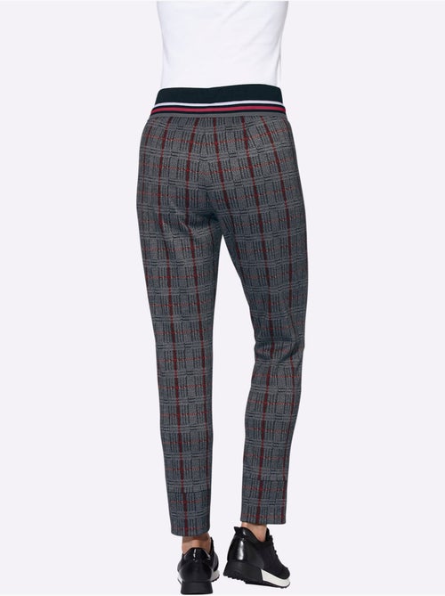 Pantalon en jersey aussi confortable qu'un pantalon de jogging - taille courte - witt - Kiabi Pantalon en jersey aussi confortable qu'un pantalon de jogging - taille courte - witt - Kiabi