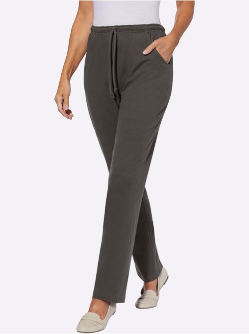 Pantalon en jersey avec ceinture élastique et poches devant - Taille courte - Moda Vilona - Kiabi