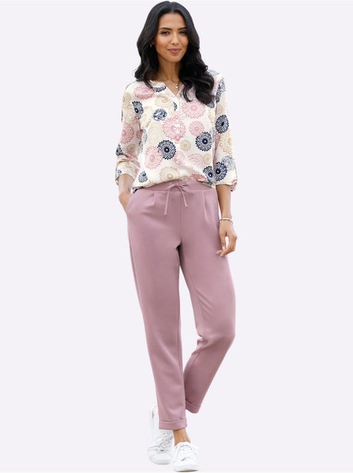 Pantalon en jersey décontracté avec ceinture élastique et poches - Taille courte - Moda Vilona - Kiabi