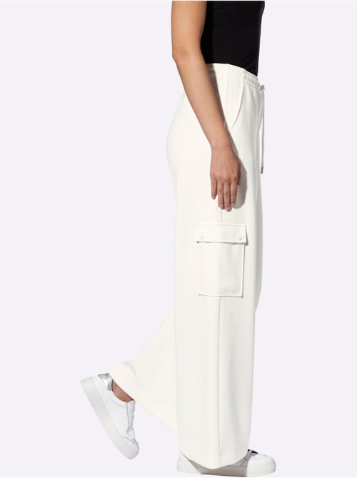 Pantalon En Jersey Poches Cargo Plaquées - Taille Standard - helline - Kiabi