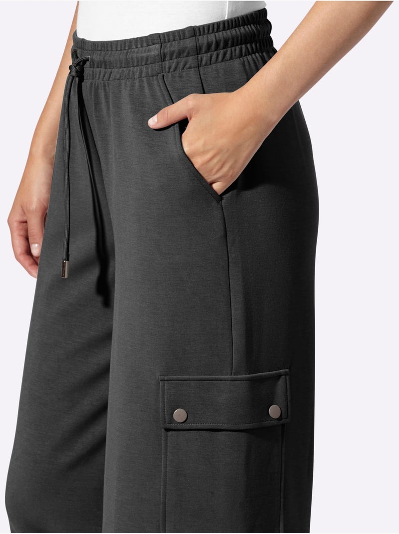 Pantalon En Jersey Poches Cargo Plaquées - Taille Standard - Helline Noir - Kiabi