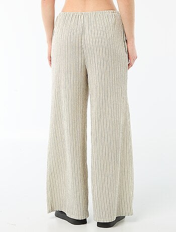 Pantalon femme en maille légère à coupe large