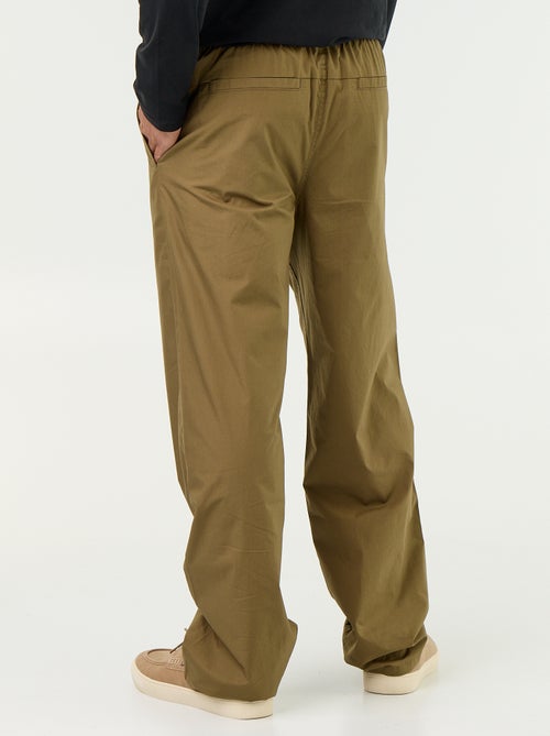Pantalon en popeline taille élastiquée - Kiabi Pantalon en popeline taille élastiquée - Kiabi
