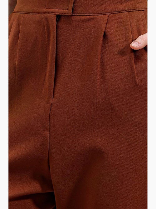 Pantalon en satin plissé taille haute à jambes larges bdart - Kiabi Pantalon en satin plissé taille haute à jambes larges bdart - Kiabi
