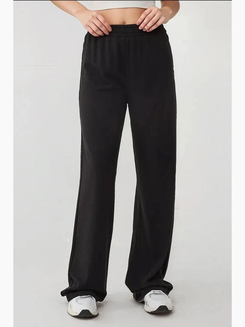 Pantalon en tricot à jambes larges avec taille élastique hiccup Noir - Kiabi