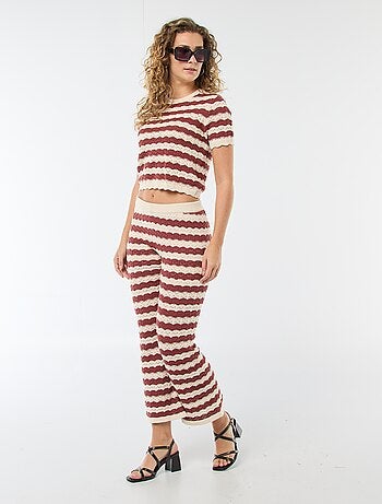 Pantalon en tricot fantaisie à coupe flare pour femme