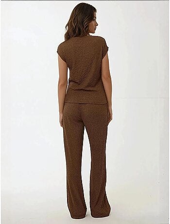 Pantalon en tricot texturé à jambe large et coupe décontractée