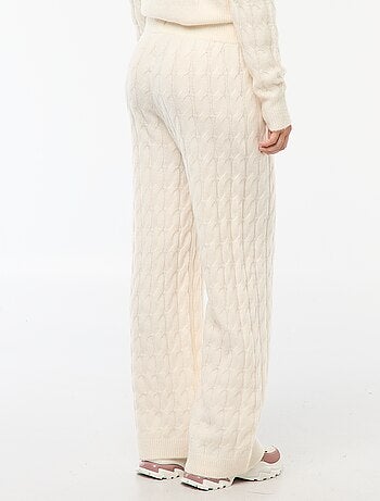 Pantalon en tricot torsadé