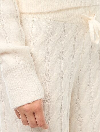 Pantalon en tricot torsadé