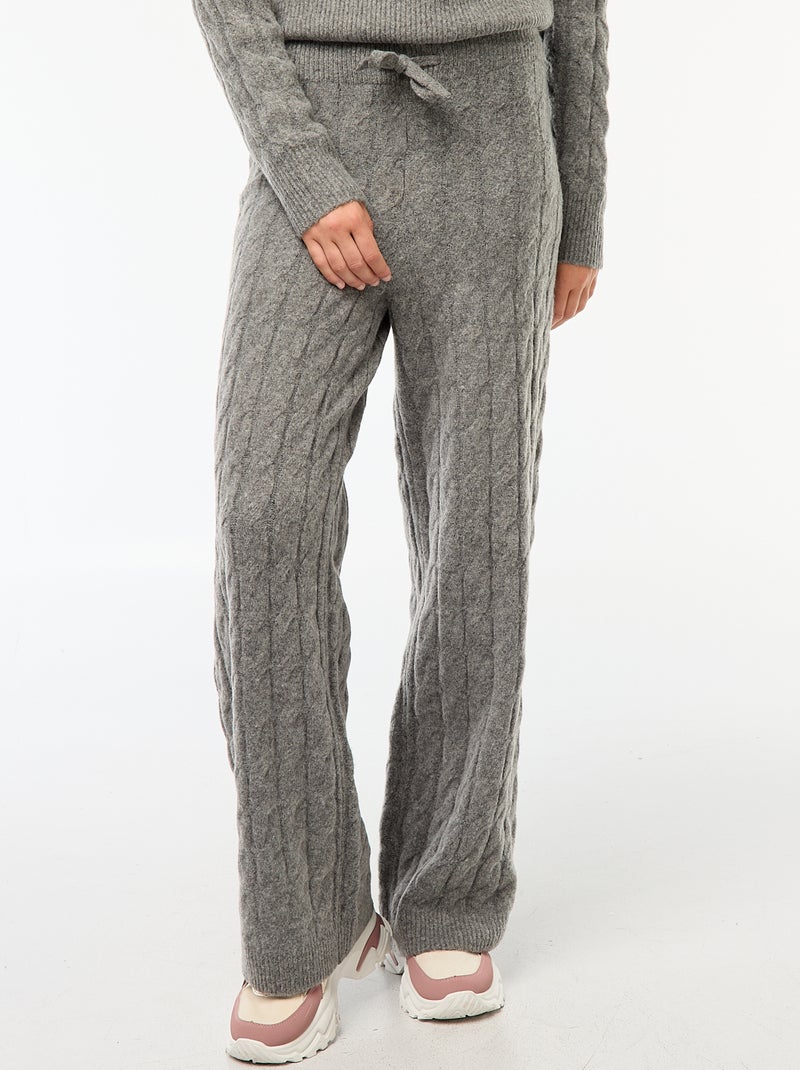 Pantalon en tricot torsadé Gris - Kiabi