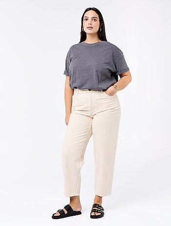 Pantalon en twill avec abrasions fantaisies verticales
