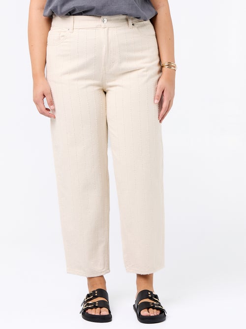 Pantalon en twill avec abrasions fantaisies verticales - Kiabi