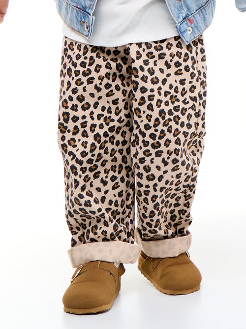Pantalon en twill motif léopard - Kiabi