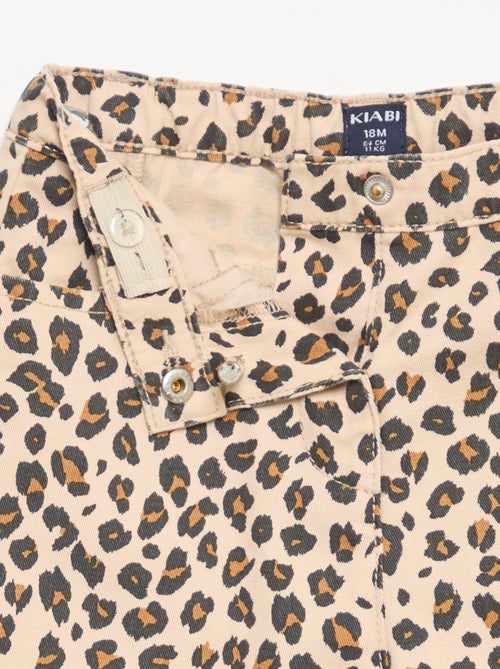 Pantalon en twill motif léopard - Kiabi
