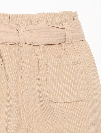 Pantalon en velours côtelé avec ceinture incluse