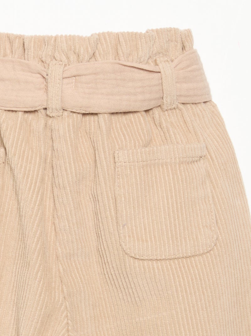 Pantalon en velours côtelé avec ceinture incluse Beige - Kiabi