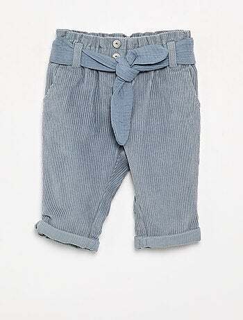 Pantalon en velours côtelé avec ceinture incluse