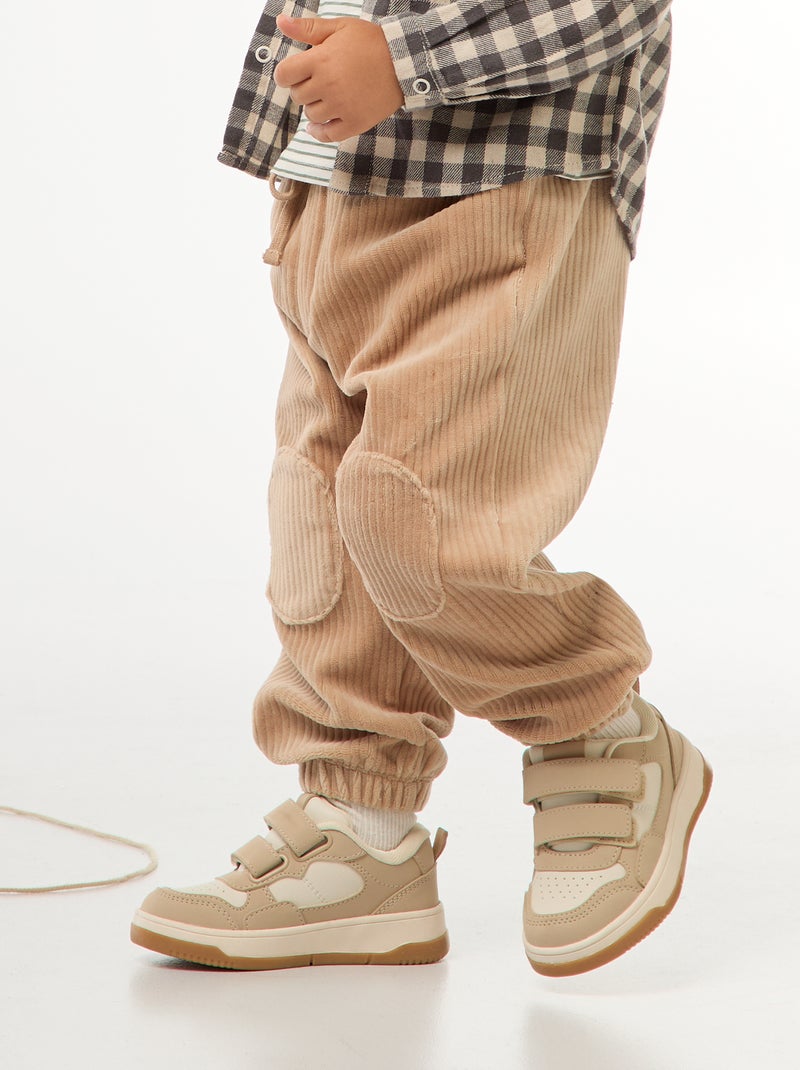 Pantalon en velours côtelé avec taille élastiquée Beige - Kiabi