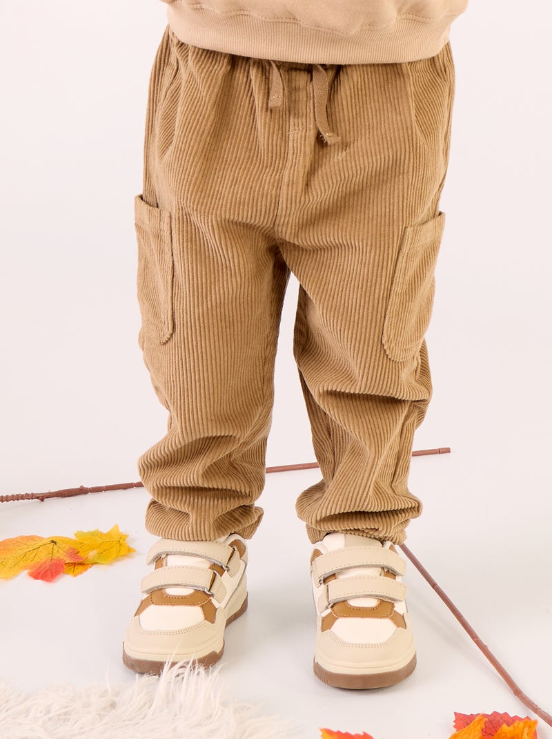 Pantalon en velours côtelé Beige - Kiabi