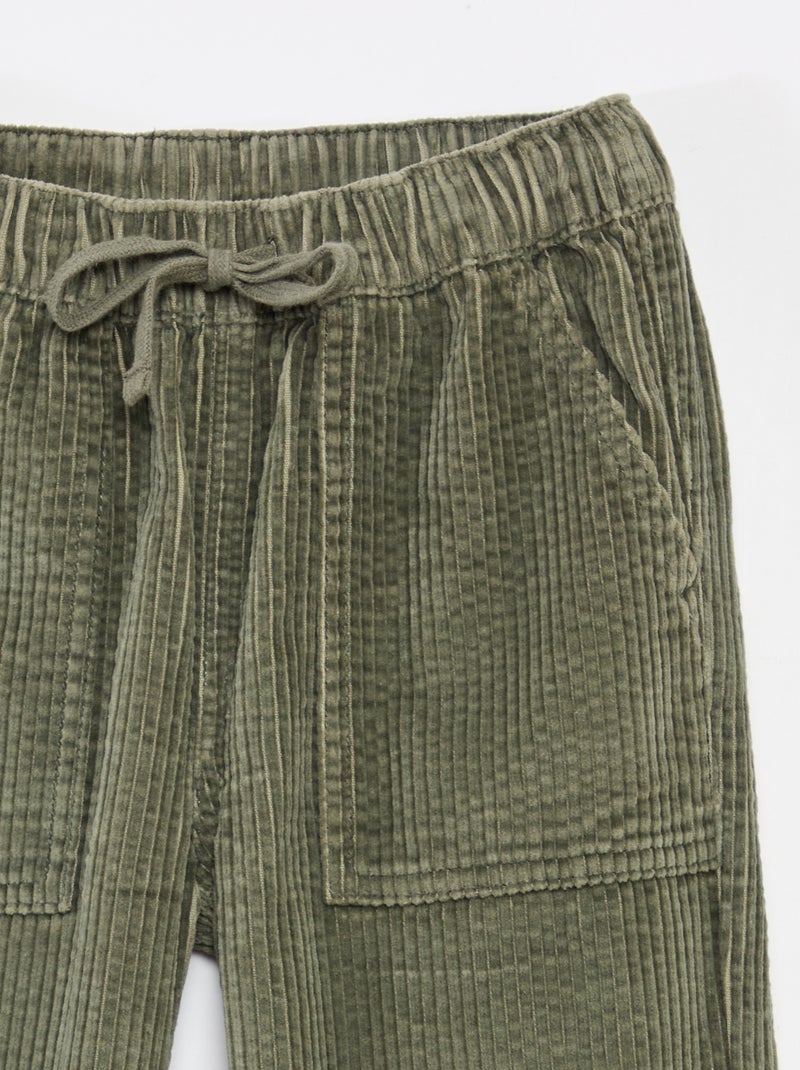 Pantalon en velours côtelé Vert - Kiabi
