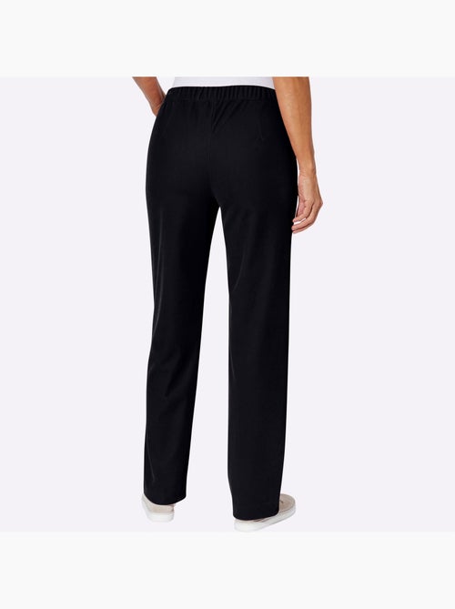 Pantalon En Velours Qualité Velours Douce - Taille Standard - Moda Vilona - Kiabi Pantalon En Velours Qualité Velours Douce - Taille Standard - Moda Vilona - Kiabi