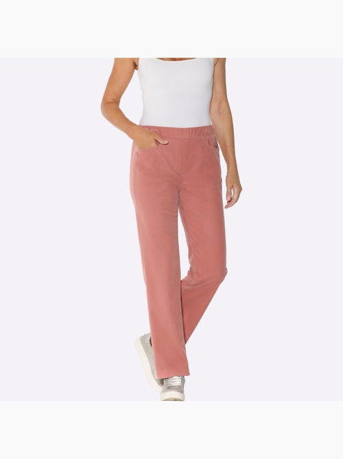 Pantalon En Velours Qualité Velours Douce - Taille Standard - Moda Vilona - Kiabi Pantalon En Velours Qualité Velours Douce - Taille Standard - Moda Vilona - Kiabi