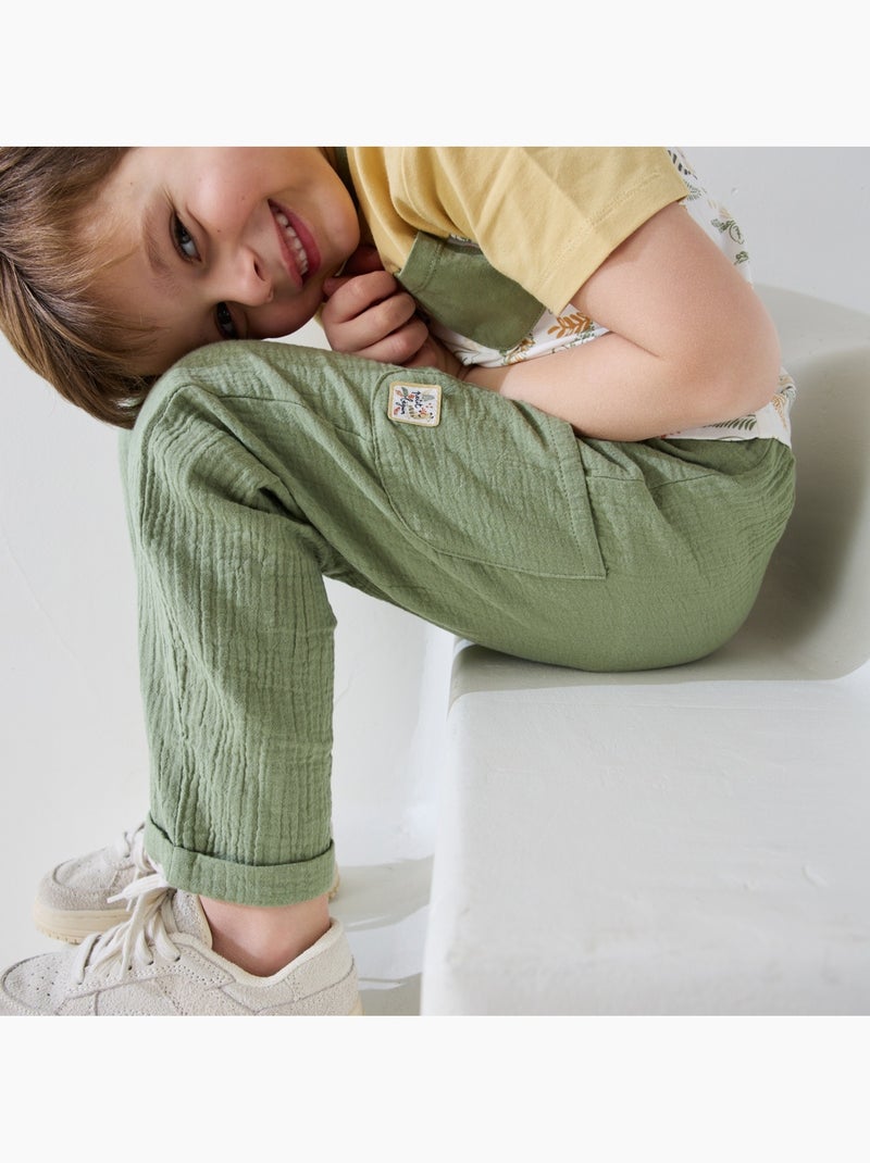 Pantalon enfant en gaze de coton Gabin Vert - Kiabi