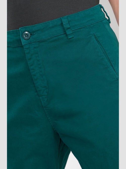 Pantalon ERLE chino 'Le Temps Des Cerises' - Kiabi