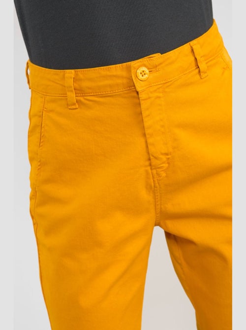 Pantalon ERLE chino 'Le Temps Des Cerises' - Kiabi