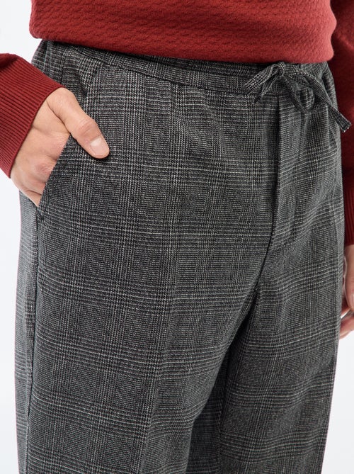 Pantalon esprit 'jogger' à carreaux - Kiabi Pantalon esprit 'jogger' à carreaux - Kiabi