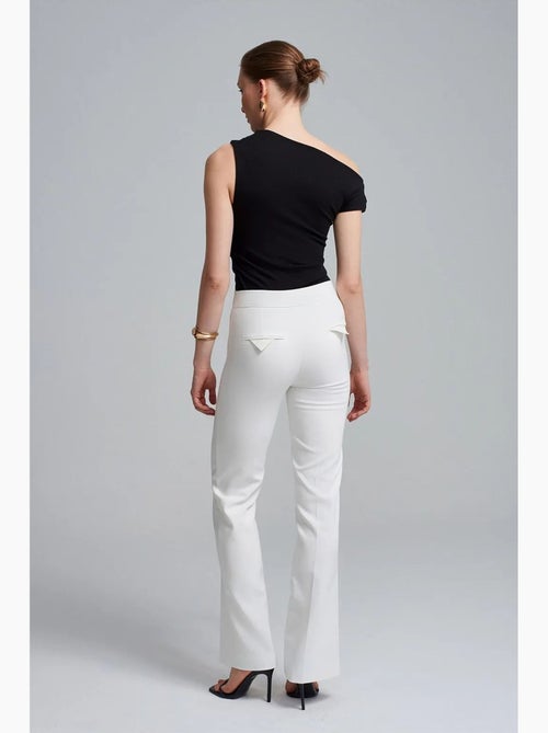 Pantalon évasé à taille haute dilvin - Kiabi Pantalon évasé à taille haute dilvin - Kiabi