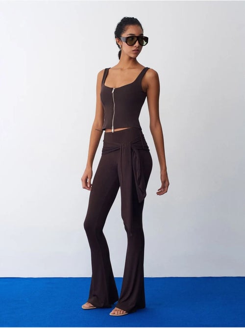 Pantalon évasé en jersey à taille haute et lien dilvin - Kiabi Pantalon évasé en jersey à taille haute et lien dilvin - Kiabi