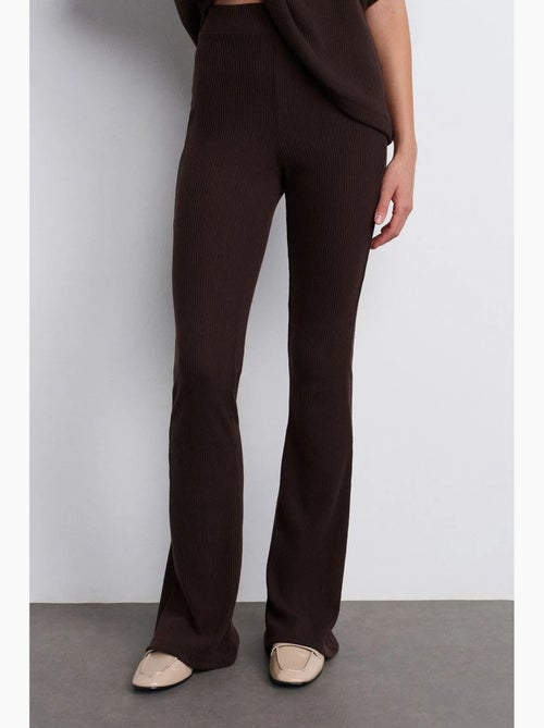 Pantalon évasé en maille, taille haute dilvin - Kiabi Pantalon évasé en maille, taille haute dilvin - Kiabi