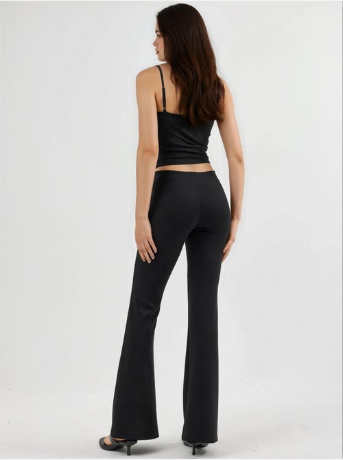 Pantalon évasé taille haute avec ceinture élastique busem - Kiabi Pantalon évasé taille haute avec ceinture élastique busem - Kiabi