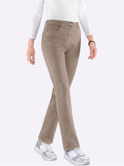 Pantalon extensible à taille haute avec poches discrètes - Taille standard - Moda Vilona - Kiabi Pantalon extensible à taille haute avec poches discrètes - Taille standard - Moda Vilona - Kiabi
