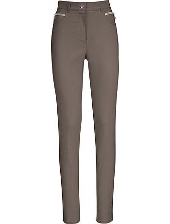 Pantalon Extensible Tombe Parfaitement Grâce Au Stretch - Taille Courte - Witt