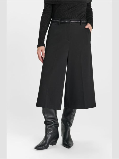Pantalon felipa pantacourt 'le temps des cerises' - Kiabi Pantalon felipa pantacourt 'le temps des cerises' - Kiabi