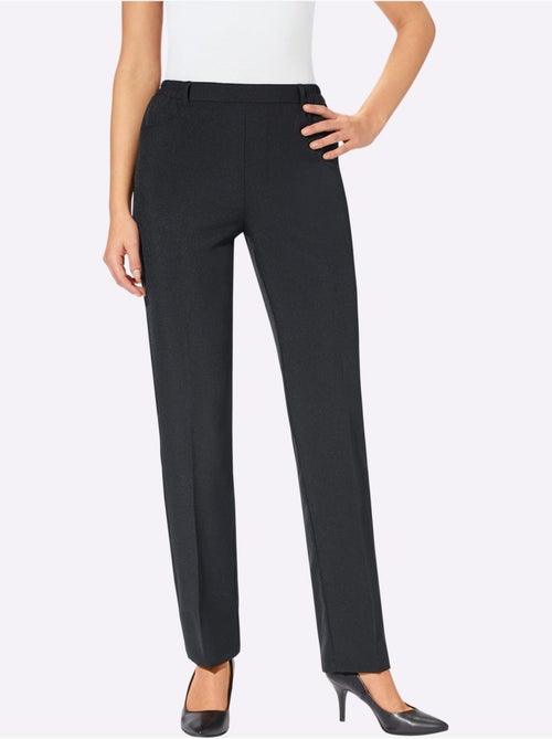 Pantalon féminin coupe droite avec ceinture élastique et poches - Taille courte - Moda Vilona - Kiabi Pantalon féminin coupe droite avec ceinture élastique et poches - Taille courte - Moda Vilona - Kiabi