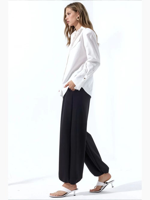 Pantalon femme en mélange de coton busem - Kiabi Pantalon femme en mélange de coton busem - Kiabi