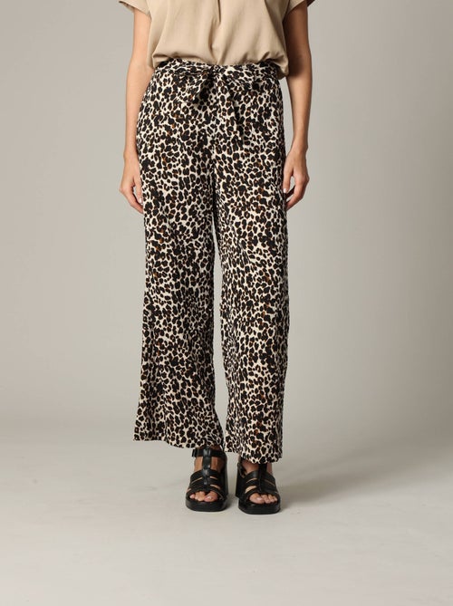 Pantalon femme en polyester gaufré à motif léopard 'Deeluxe' - Kiabi