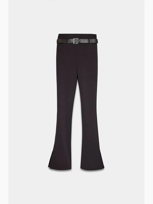 Pantalon flare ajusté avec ceinture dilvin - Kiabi Pantalon flare ajusté avec ceinture dilvin - Kiabi