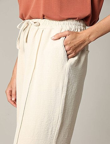 Pantalon fluide en tissu texturé avec taille élastiquée et double couture verticale 'Deeluxe'