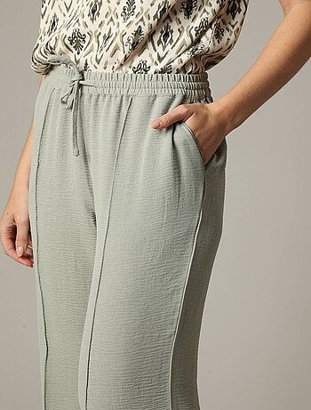 Pantalon fluide en tissu texturé avec taille élastiquée et double couture verticale 'Deeluxe'