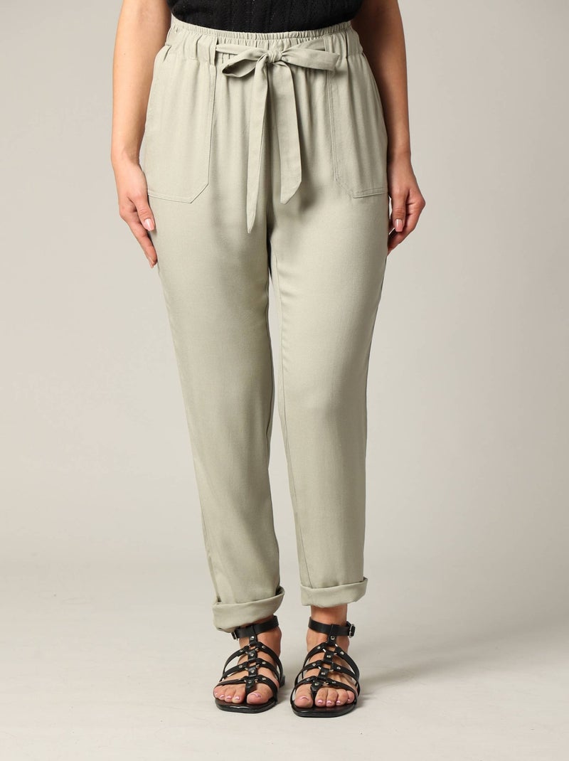 Pantalon fluide uni 'Deeluxe' Vert tilleul - Kiabi
