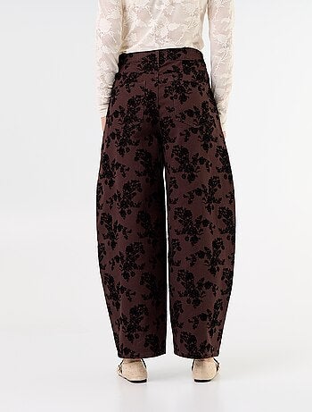 Pantalon forme barrel avec flocage