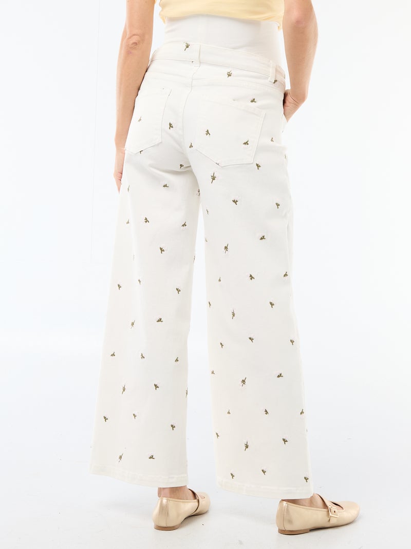 Pantalon grossesse avec ceinture stretch et motif brodé Blanc - Kiabi