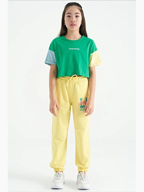 Pantalon jeune en mélange coton tommy - Kiabi Pantalon jeune en mélange coton tommy - Kiabi