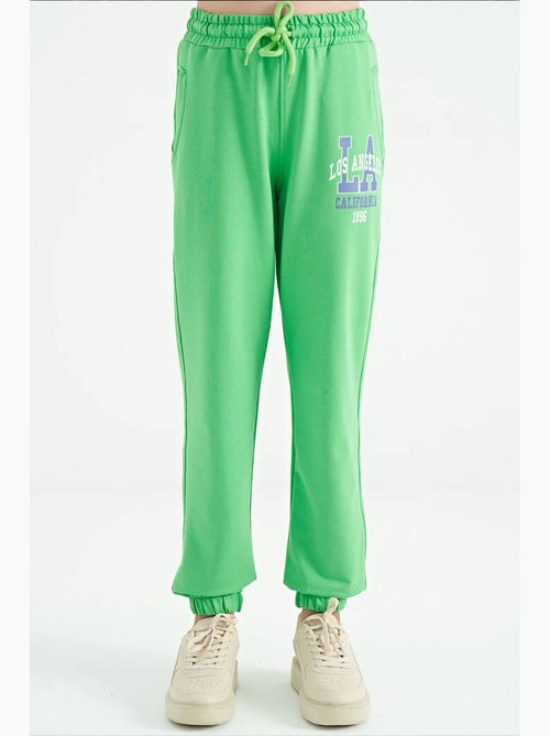 Pantalon jeune en mélange coton tommy - Kiabi Pantalon jeune en mélange coton tommy - Kiabi