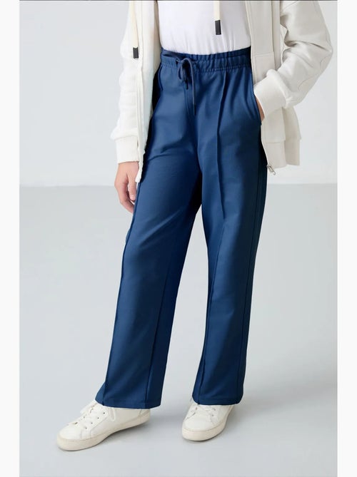 Pantalon jeune en mélange de coton tommy - Kiabi Pantalon jeune en mélange de coton tommy - Kiabi