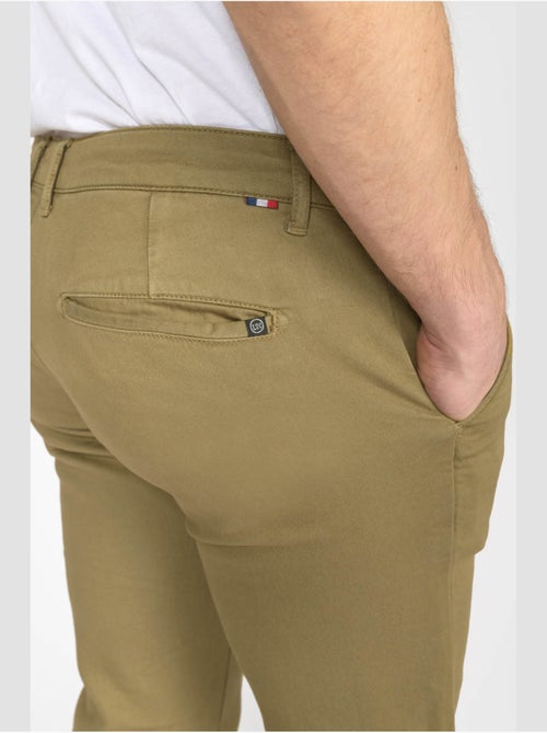 Pantalon JOGG chino 'Le Temps Des Cerises' - Kiabi Pantalon JOGG chino 'Le Temps Des Cerises' - Kiabi